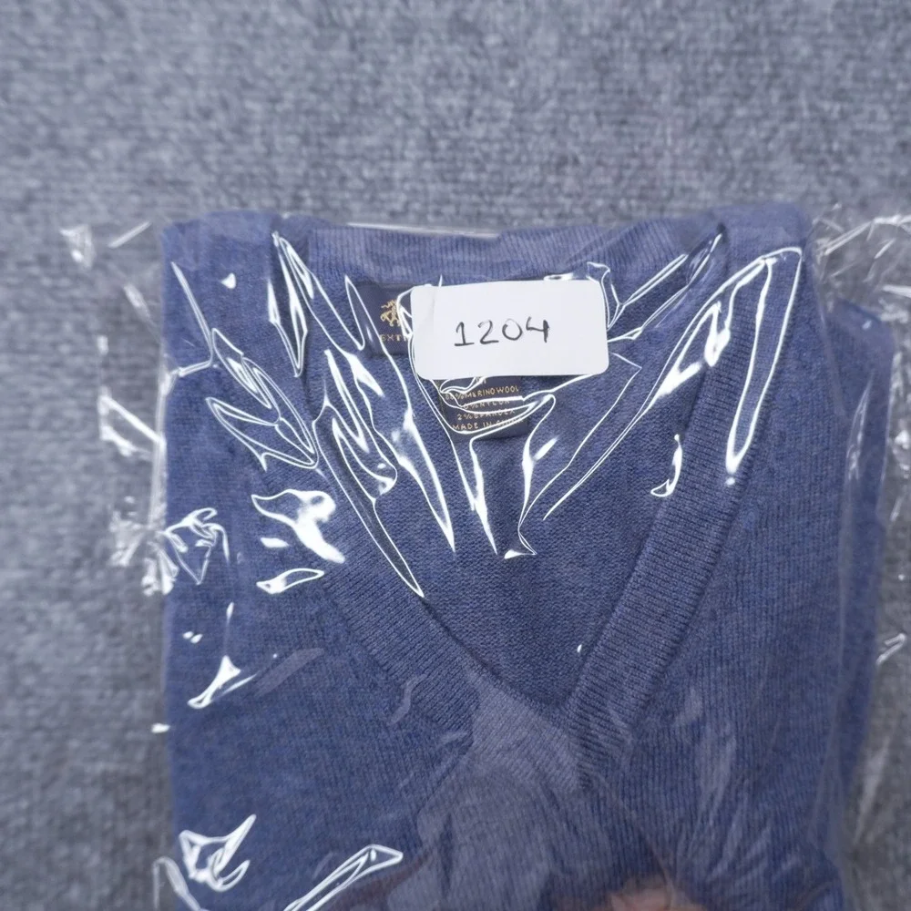 Brooks Brothers V-Neck Sweater Mens Medium Blue Extra Fine Italian Merino Wool
